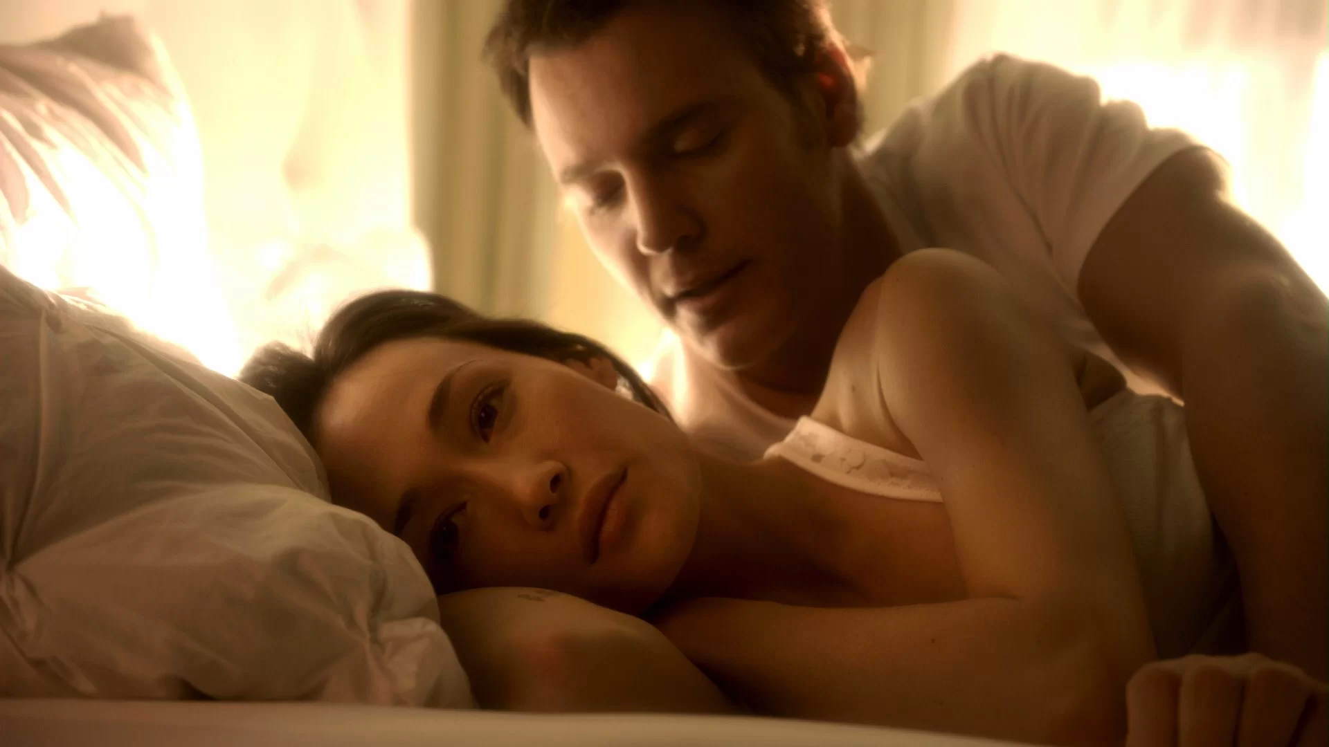 03 - Nikita S01E01 Pilot 1080p Blu-ray Remux AVC DTS-HD MA 5.1 - KRaLiMaRKo_Vietsub.mkv_snaps...webp