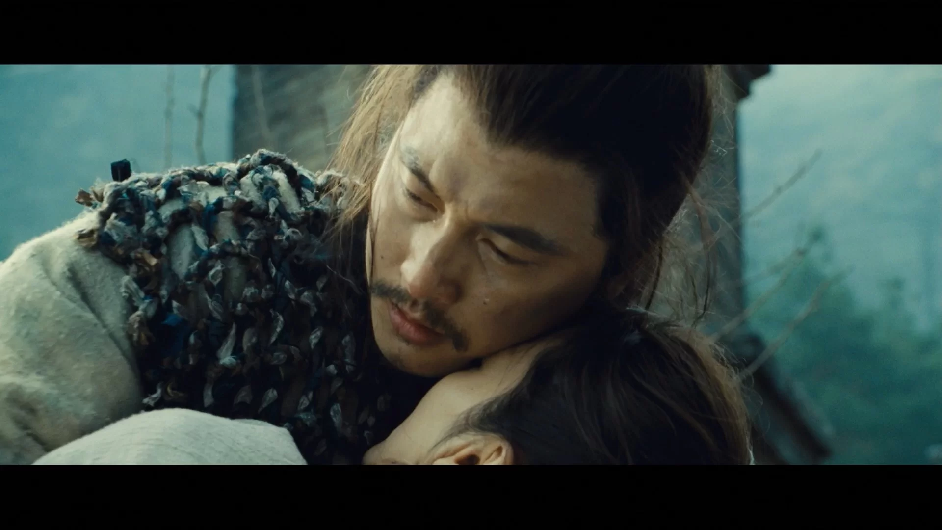 04 - Reign.Of.Assassins.2010.1080p.BluRay.REMUX.AVC.TrueHD.7.1-HDVN.mkv_snapshot_01.55.01.208.webp